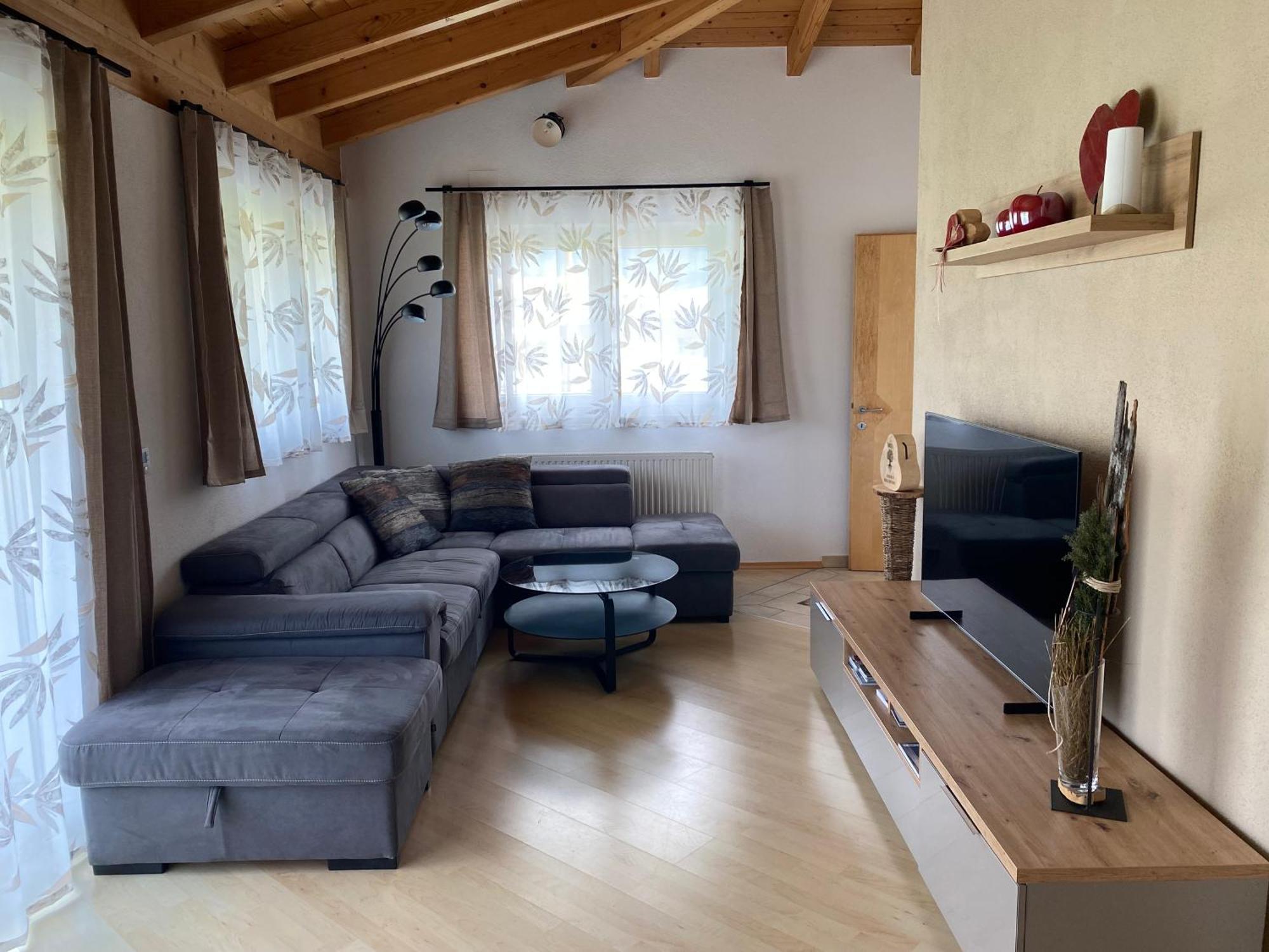 Ferienwohnung Mark-Oehmen Имст Екстериор снимка